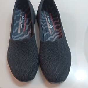 Skechers Black Flats with Breathable Knit Design